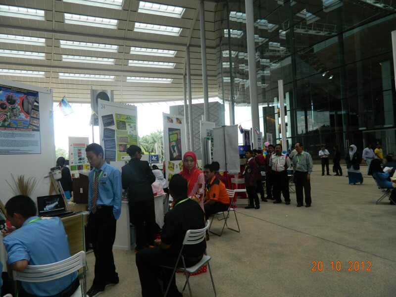 ACADREX2012 - 85 ACADREX2012 - 85